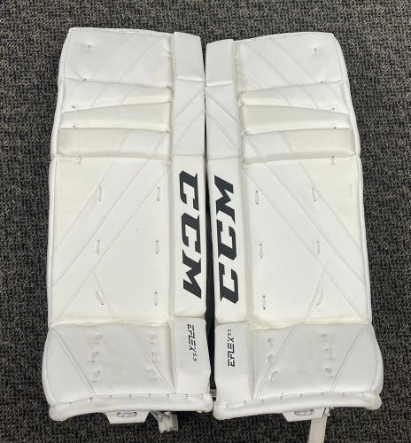 CCM Extreme Flex 5.5 GoaliePads (Junior 30+1)