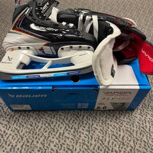 Bauer Vapor Flypro Hockey Skates 6 (New) Fit 3