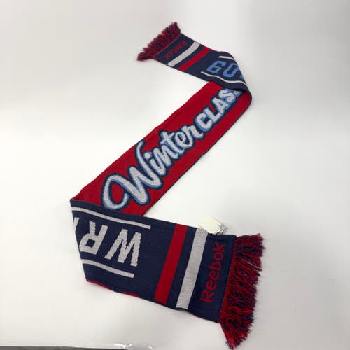 Used Red and Blue Winter Classic Wrigley Field 2009 Scarf | U192