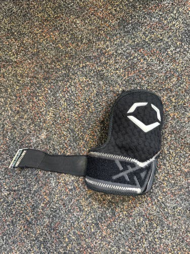 Black Senior EvoShield Hand guard (Used)