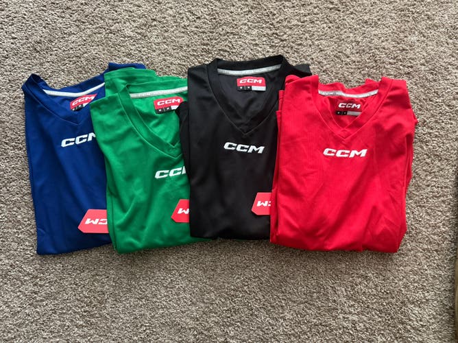 Black Medium Men's CCM Jersey (New)