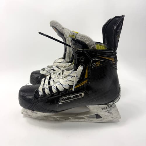Used Bauer Supreme 2S Skates | 8 D | Q404
