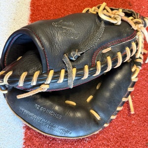 Marucci Acadia RH Catcher's Baseball Glove 32" (Used)