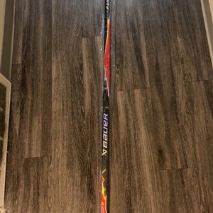 Senior Bauer Vapor Flylite Left Hand Hockey Stick P92 70 Flex (New)
