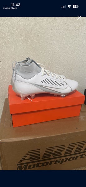 Men's Size M 12.0 (W 13.0) Nike Vapor edge pro 360 Mid Top (New)