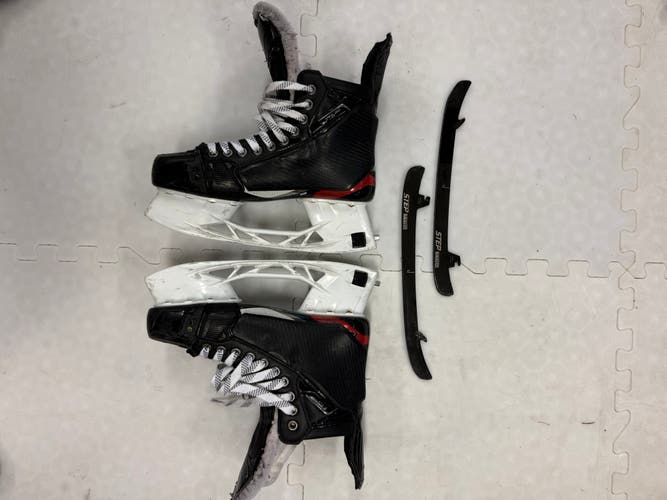 Pro Stock CCM JetSpeed FT6 Pro Hockey Skates 7.5 with 2 sets of Step Blacksteel (Used)