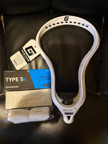 GAIT MUSTANG Lacrosse Head, white, with STRINGKING 5x semi hard Mesh Kit Valued at $39.99!!
