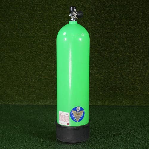 Vintage LUXFER S80 3000psi Scuba Air Tank Aluminum Green Sherwood Valve Boot