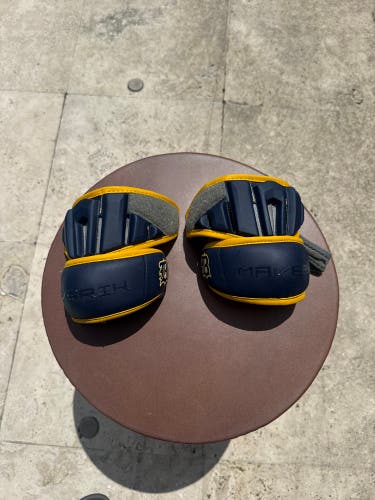 Medium Adult Maverik M4 Arm Pads (Used)