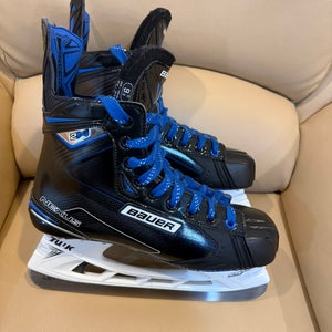 Bauer Nexus 2N Hockey Skates Regular Width 9.5 (Used)