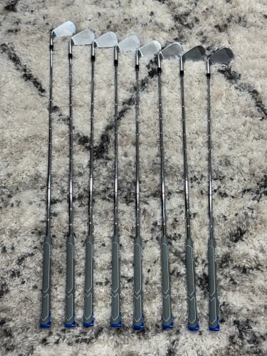 Men's 2024 Callaway APEX AI200 Right Handed Iron Set Stiff Flex (7 Clubs) #5 - #9, PW, UW
