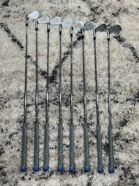 Men's 2024 Callaway APEX AI200 Right Handed Iron Set Stiff Flex (7 Clubs) #5 - #9, PW, UW