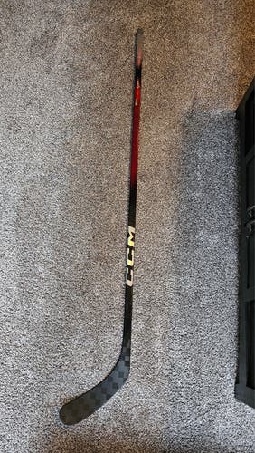 Senior CCM JetSpeed FT8 Pro Right Handed Hockey Stick P29 95 Flex (Used)