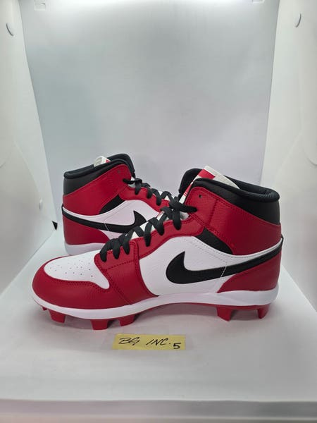Nike Air Jordan 1 Retro MCS Baseball Cleats Chicago Blk Red  display picture 2