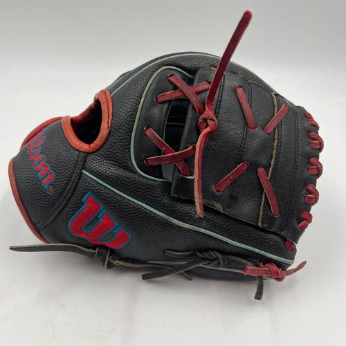Wilson A2000 PFX2 11” Infield Baseball Glove