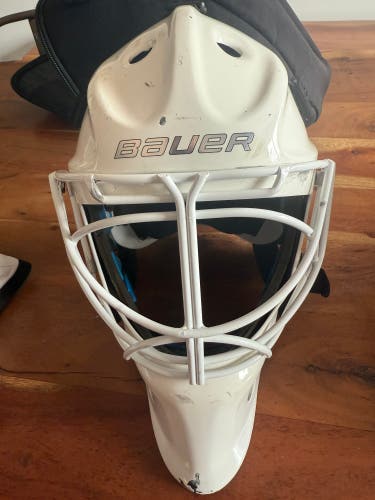 Medium Bauer NME 10 Goalie Mask (Used)