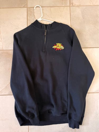 Bardown Moncton Wildcats QMJHL Quarter Zip Sweatshirt – Size AL (Large)