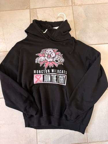 Bardown Moncton Wildcats QMJHL “Join the Fight” Breast Cancer Awareness Hoodie – Size AL (Large)
