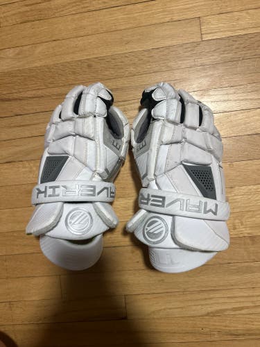 Maverik M5 Lacrosse Gloves (Used)