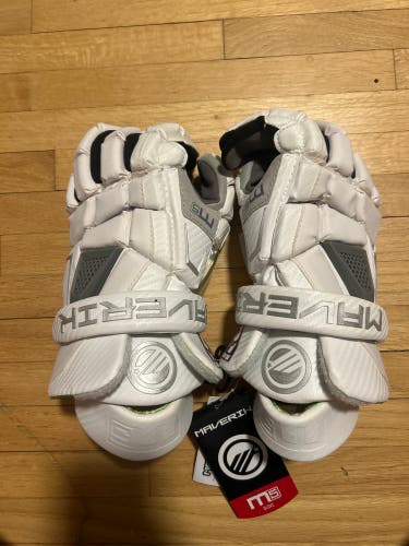 Maverik M5 Lacrosse Gloves (New)