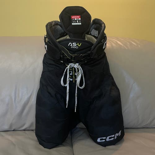 CCM AS-V Pro Hockey Pants Junior Medium
