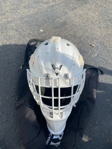 Youth Medium 2024 Goalie Mask Pro Stock (Used)