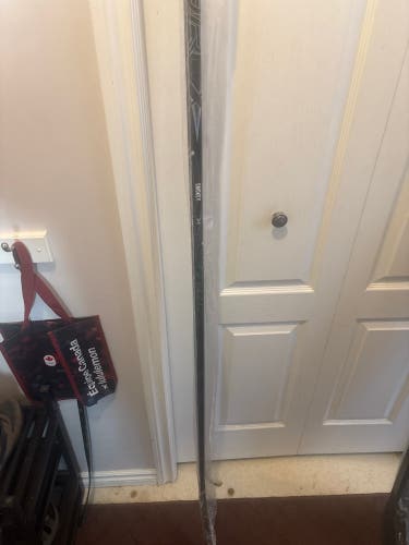 Senior Bauer vapor Flylite Left Hand Hockey Stick P92 87 Flex Pro Stock (New)