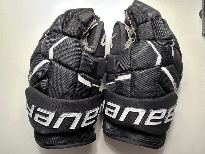 Bauer Supreme Mach Gloves 14" (Used)