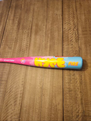 2025 Easton Hype Fire Composite USSSA Certified Bat (-8) 22 oz 30" (New)