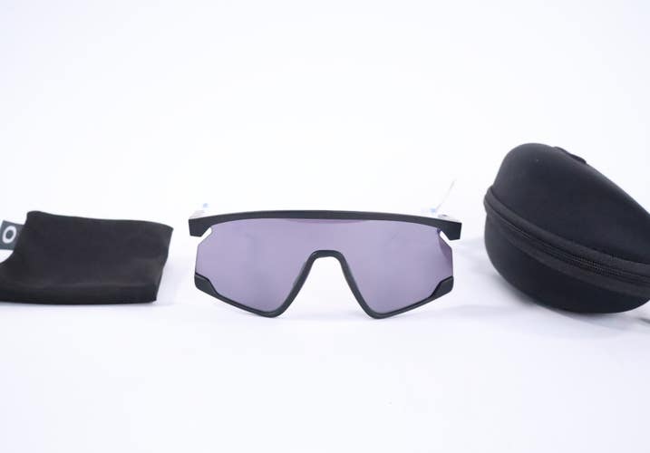 Oakley BXTR Matte Black Prizm Black OO9280-0139 Sunglasses NEW Read