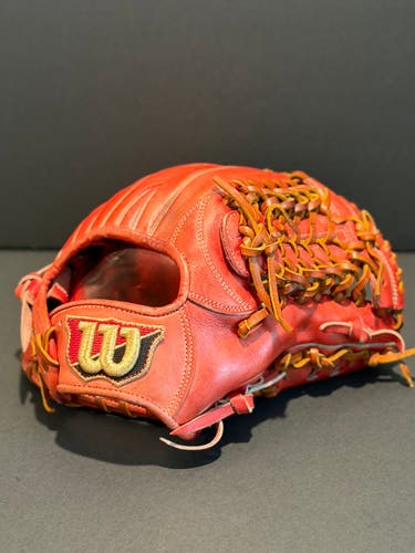 Rare Japanese Wilson Staff RH Infield Baseball Glove 11.75" (Used)