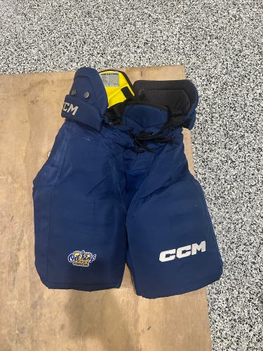 Men's Senior Medium CCM Hockey Pants Pro Stock (Used)