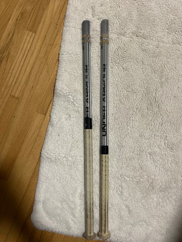 2 Under Armour Armour Grip Shaft (Used)