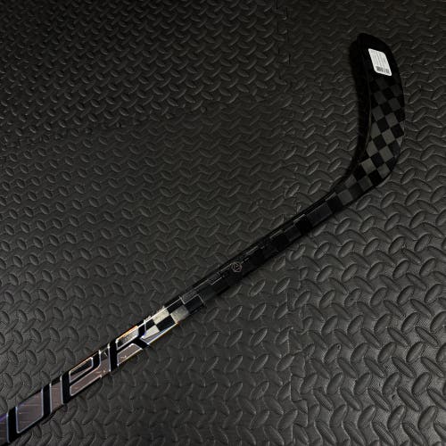 Senior Bauer Pulse Right Handed Hockey Stick P88 87 Flex (New) - Exclusive Copper