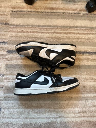 Black Men's Size M 10.5 (W 11.5) Adult Nike Dunk Low Shoes (Used)