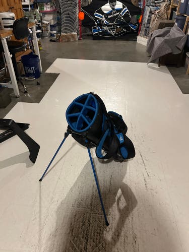 Men's Top Flite Bag (Used)