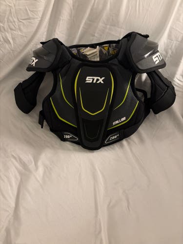 Medium Youth STX Stallion 200 Shoulder Pads (Used)