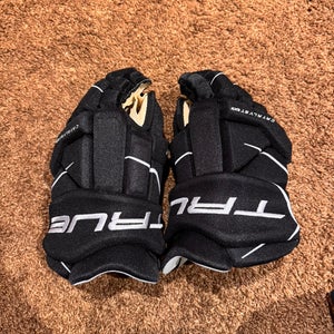 True Catalyst 5x3 Gloves 14" (New)