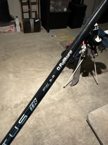 Men's Fujikura Ventus Shaft Regular Flex Graphite Shaft (Used)