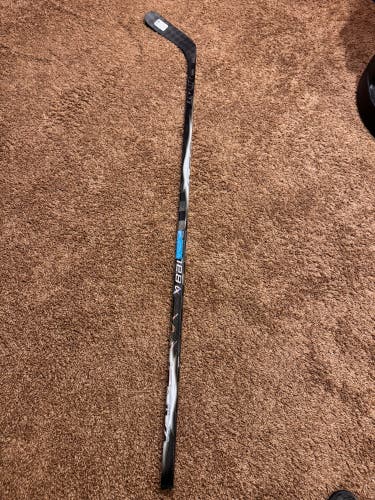 Senior Gray Bauer Vapor FlyLite Left Handed Hockey Stick P88 (New)