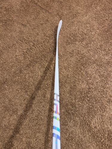 Senior Bauer Left Hand P92 (New) White Proto-R Hockey Stick