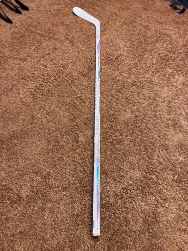 Senior Bauer Left Hand P28 (New) White Proto-R Hockey Stick