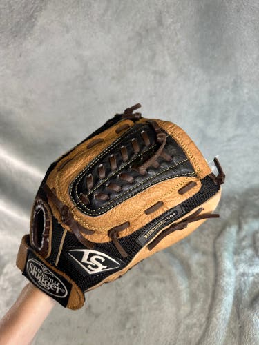 Brown Louisville Slugger Genesis 1884 RH Pitcher's Baseball Glove 11.5" (Used)