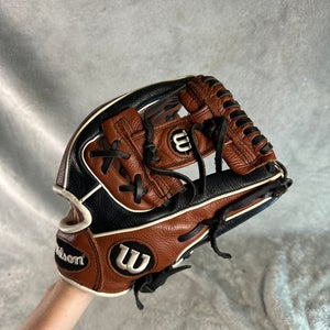 Brown Wilson A550 RH Infield Baseball Glove 11.5" (Used)