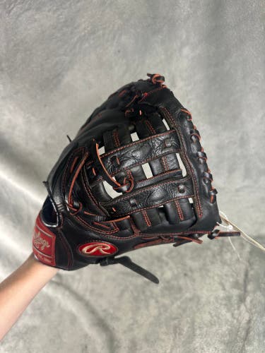 Black Rawlings R9 RH First Base Baseball Glove 12" (Used)
