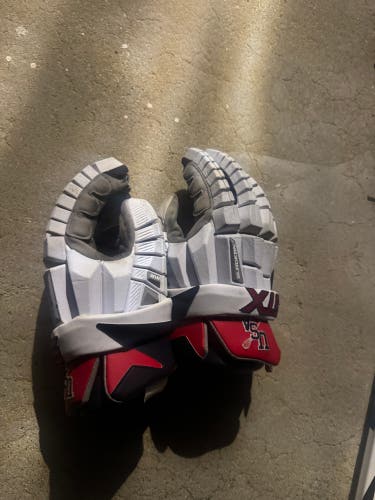 STX Surgeon RZR2 Lacrosse Gloves (Used)
