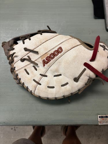 Wilson A2000 RH First Base Softball Glove 12.5" (Used)