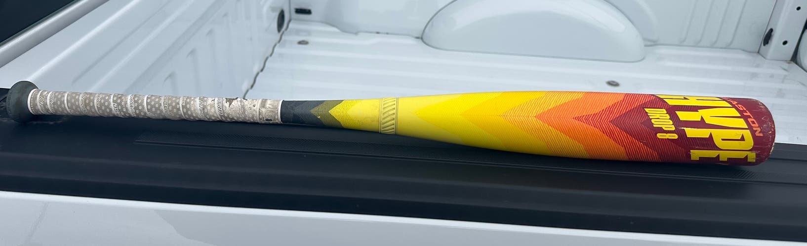 2024 Easton Hype Fire Composite USSSA Certified Bat (-8) 22 oz 30" (Used)