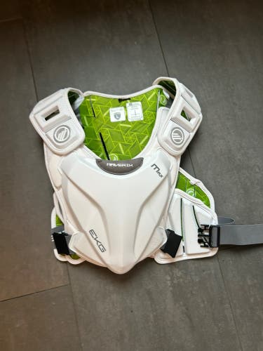 Large Adult Maverik MAX EKG Shoulder Pads (Used)
