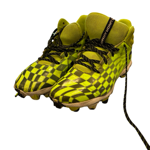 Used Under Armour Adult FB Cleats Neon Green Senior 5.5 11682-S000131573